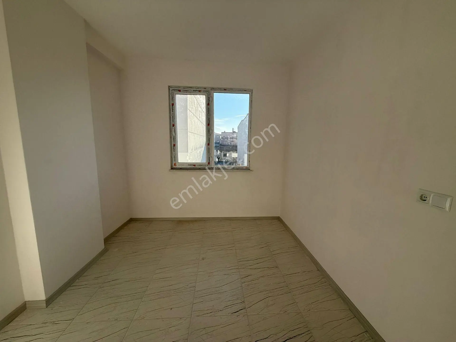 Kırbağı Mah. Belediye Yakını 1+1 Yerden Isıtmalı Sıfır Satılık Apart - Görsel 2