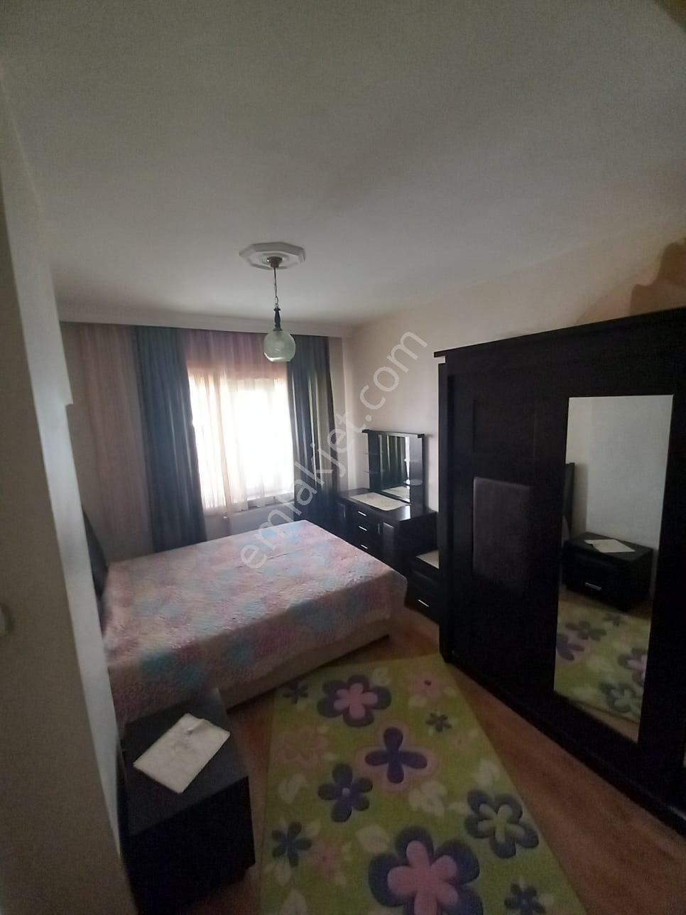 Fatih Caddesinde Full Eşyalı Kiralık 3+1 110m2 - Görsel 5