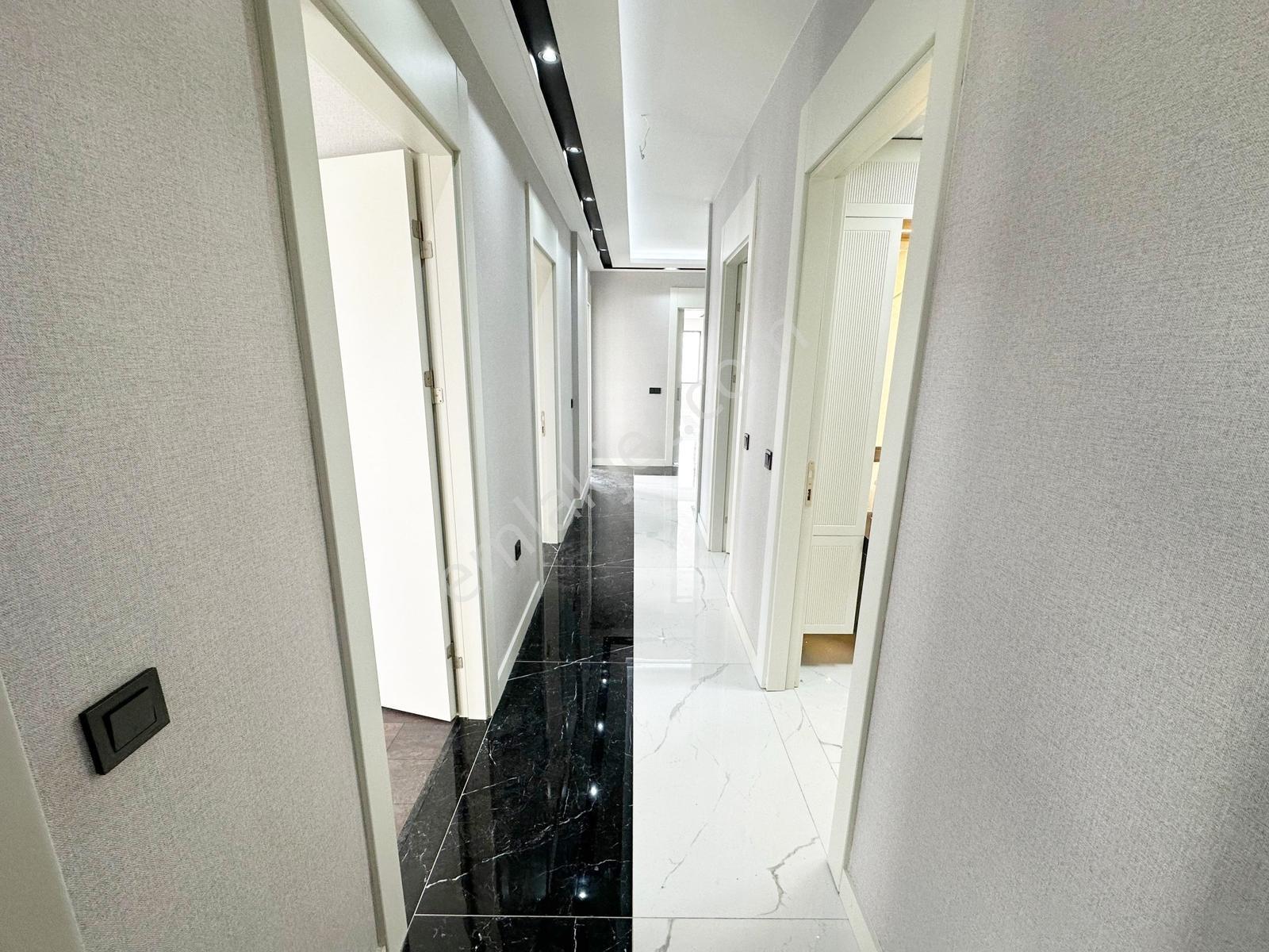 Teras Ovacık'ta Akıllı Ev Sistemli Ultra Lüks 4+1 Kiralık Daire - Görsel 30