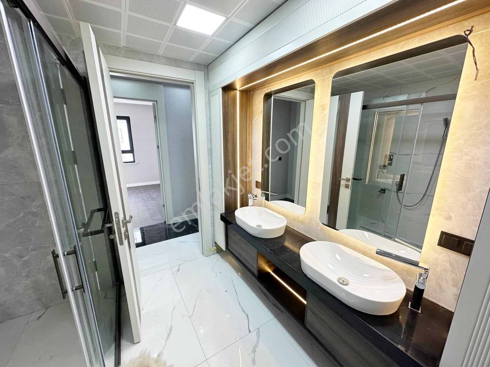 Teras Ovacık'ta Akıllı Ev Sistemli Ultra Lüks 4+1 Kiralık Daire - Görsel 8