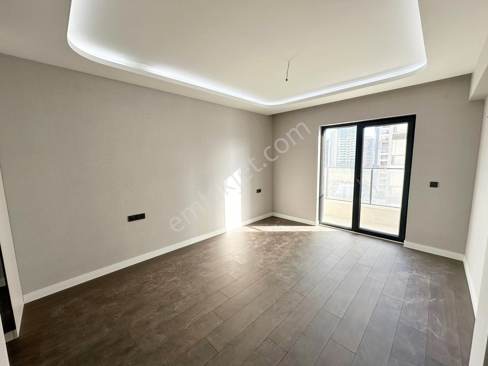 Teras Ovacık'ta Akıllı Ev Sistemli Ultra Lüks 4+1 Kiralık Daire - Görsel 18