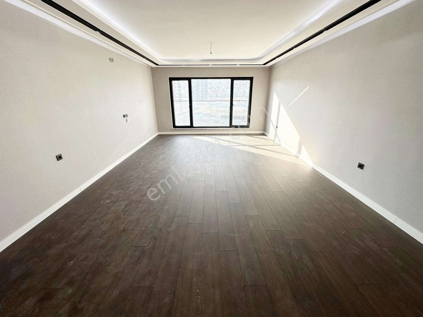 Teras Ovacık'ta Akıllı Ev Sistemli Ultra Lüks 4+1 Kiralık Daire - Görsel 15