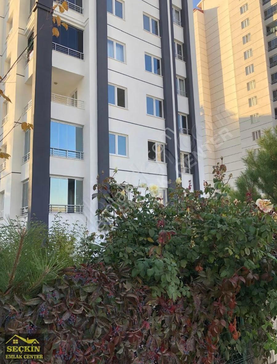 Seçkin Emlak Center'dan Satılık 4+1 Daire - Görsel 21
