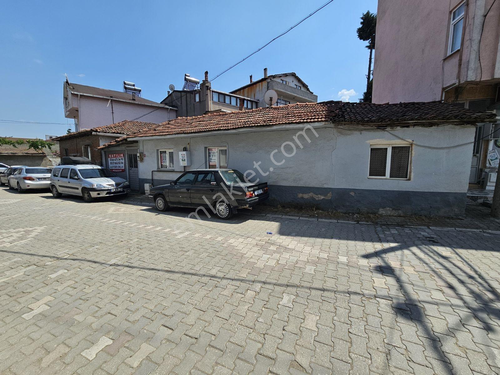 Gönen Sarıköy'de Köyün Merkezin'de Satılık Müstakil Ev - Görsel 6