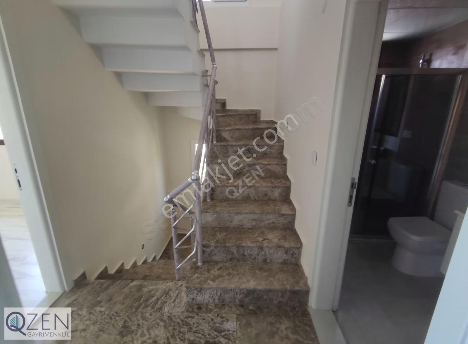 Q'zen Den Adliye Arkasında 170 M2 3+1 Villa - Görsel 12