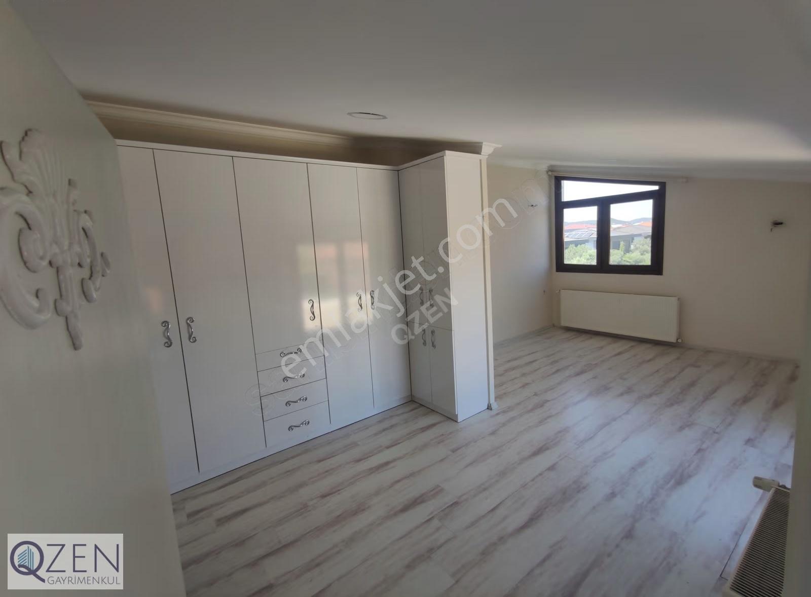 Q'zen Den Adliye Arkasında 170 M2 3+1 Villa - Görsel 19