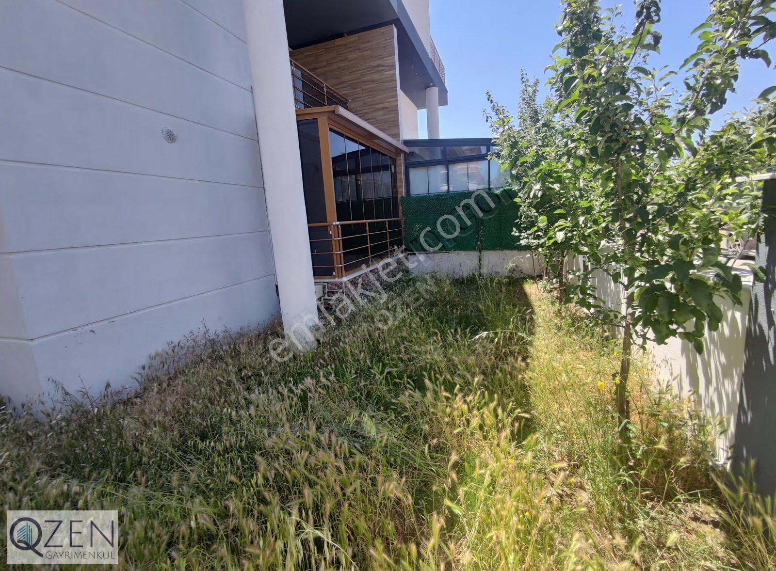Q'zen Den Adliye Arkasında 170 M2 3+1 Villa - Görsel 21