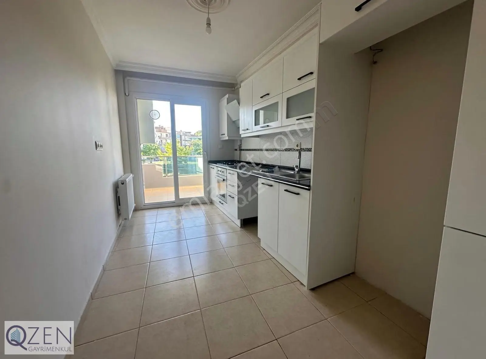 Qzen' Den Havuzlu Site İçerisinde 100 M2 2+1 Daire - Görsel 4