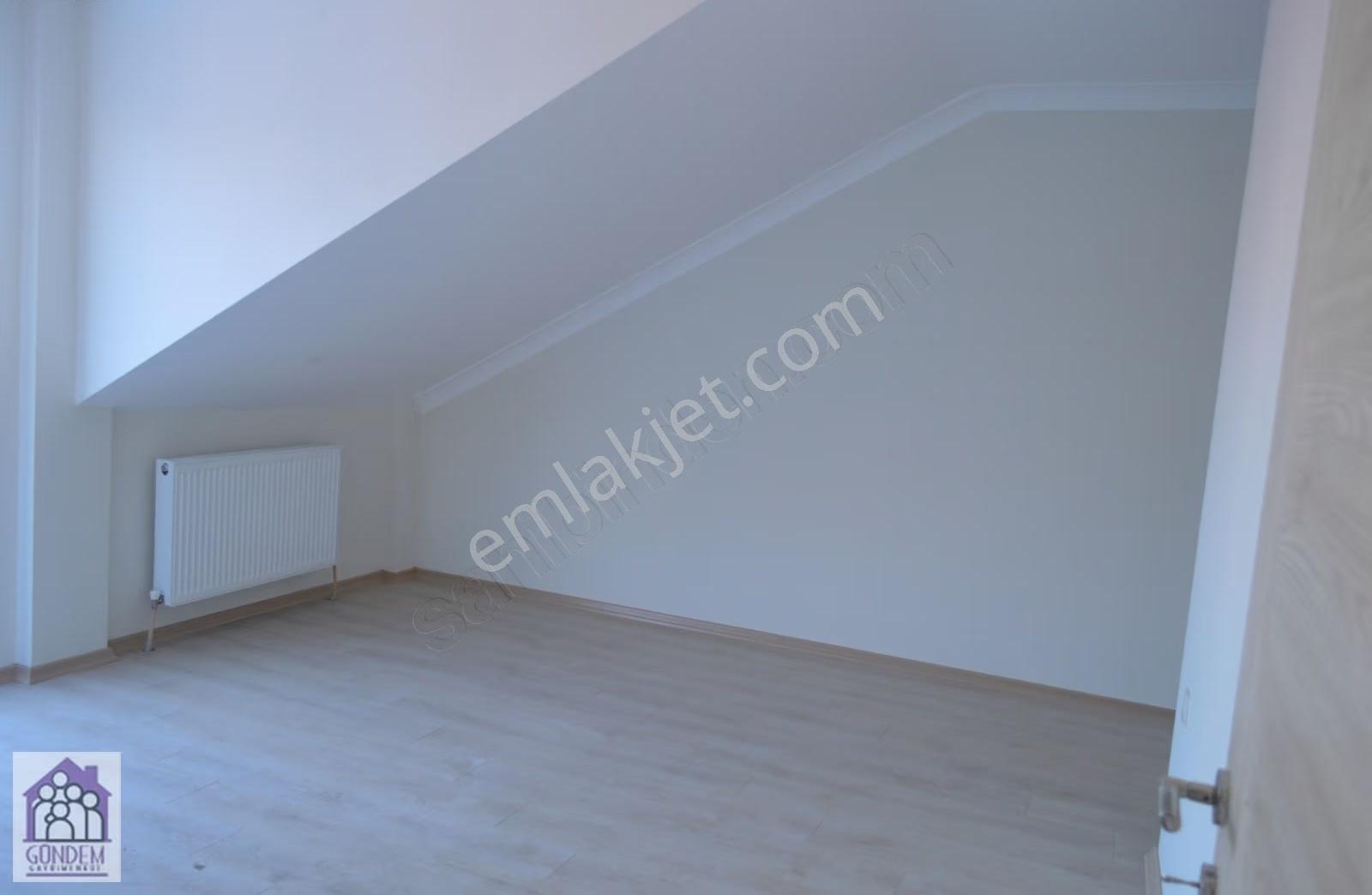 Gündem Gayrimenkul'den Bağçeşmede 4+1 Kiralık Çatı Dublex Daire - Görsel 22