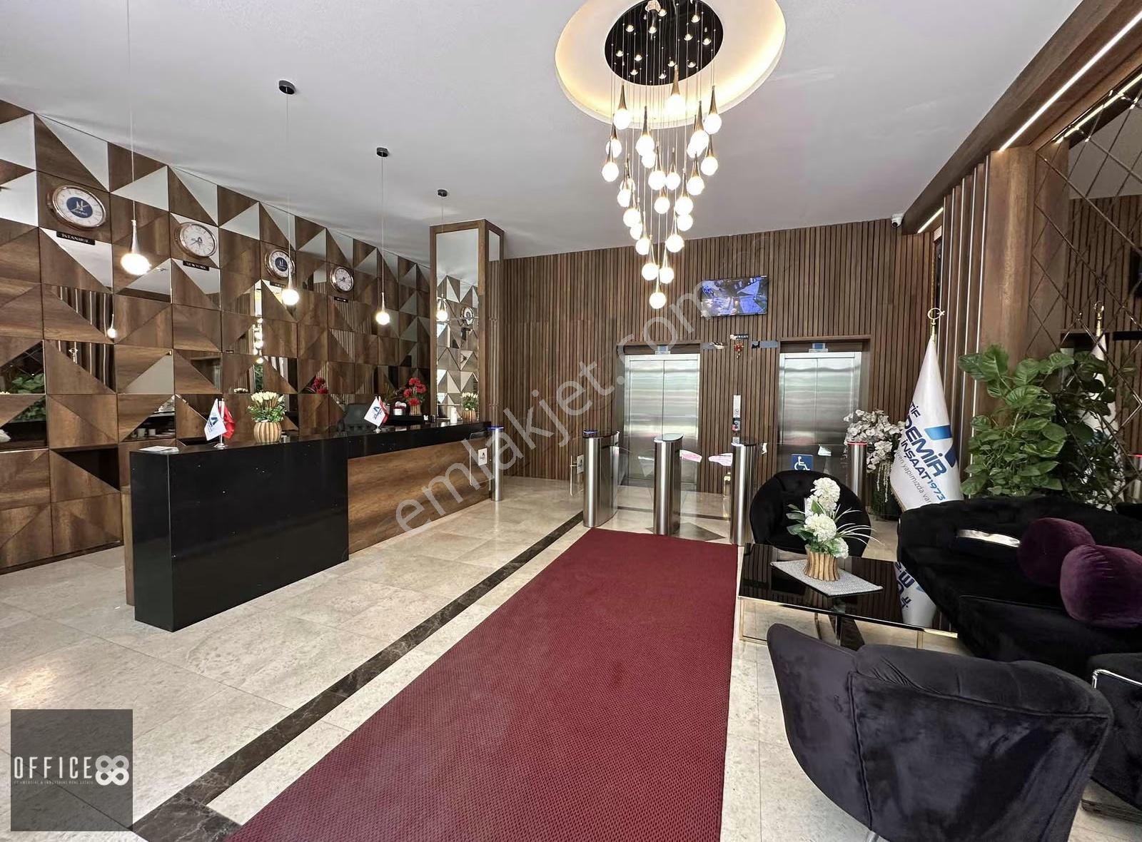 Forum Bornova Karşısı Kiralık 1+1 Rezidans Daire