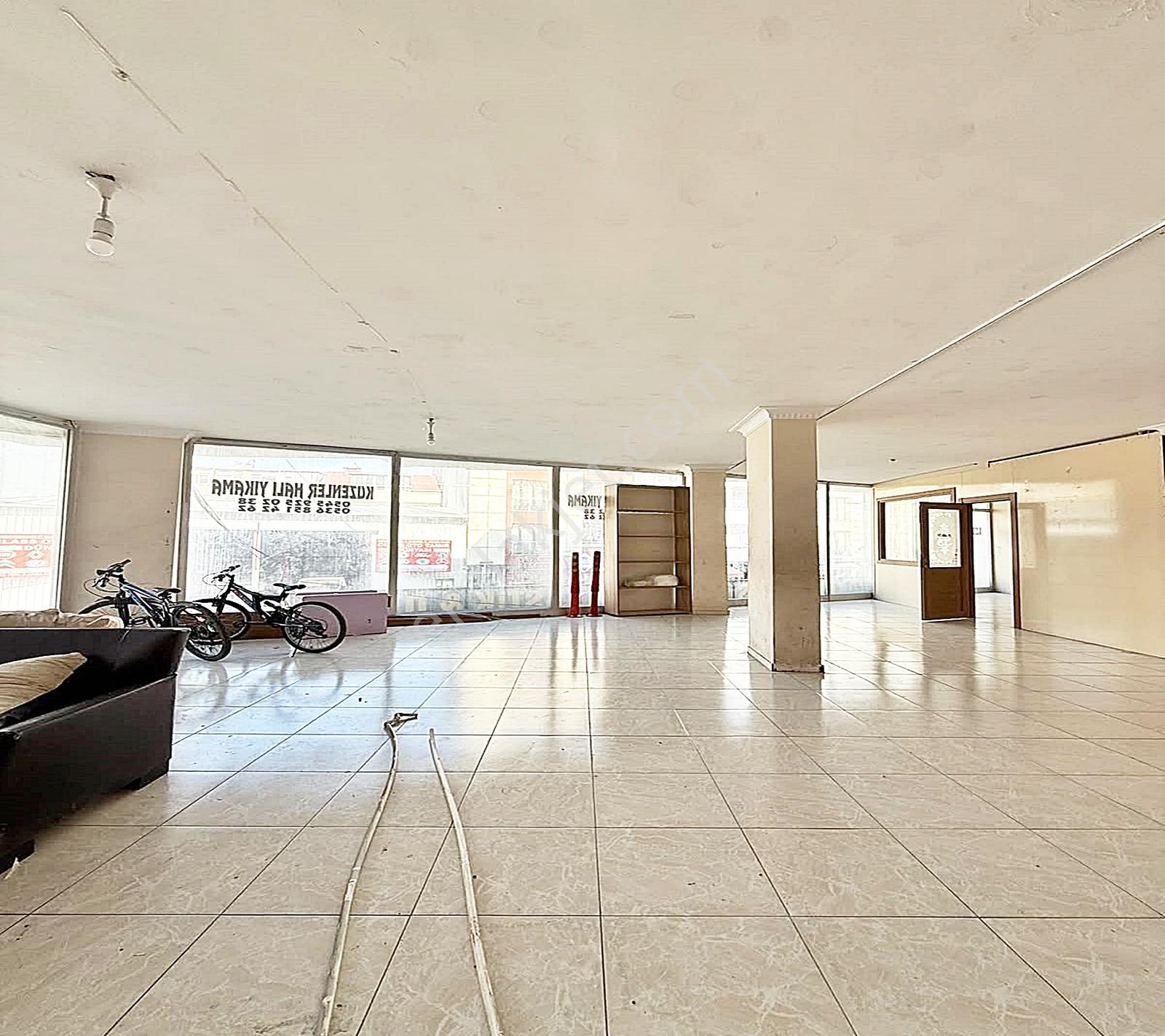 Esenyurt Osmangazi Mahallesi 130m2 Kiralık 25.000tl