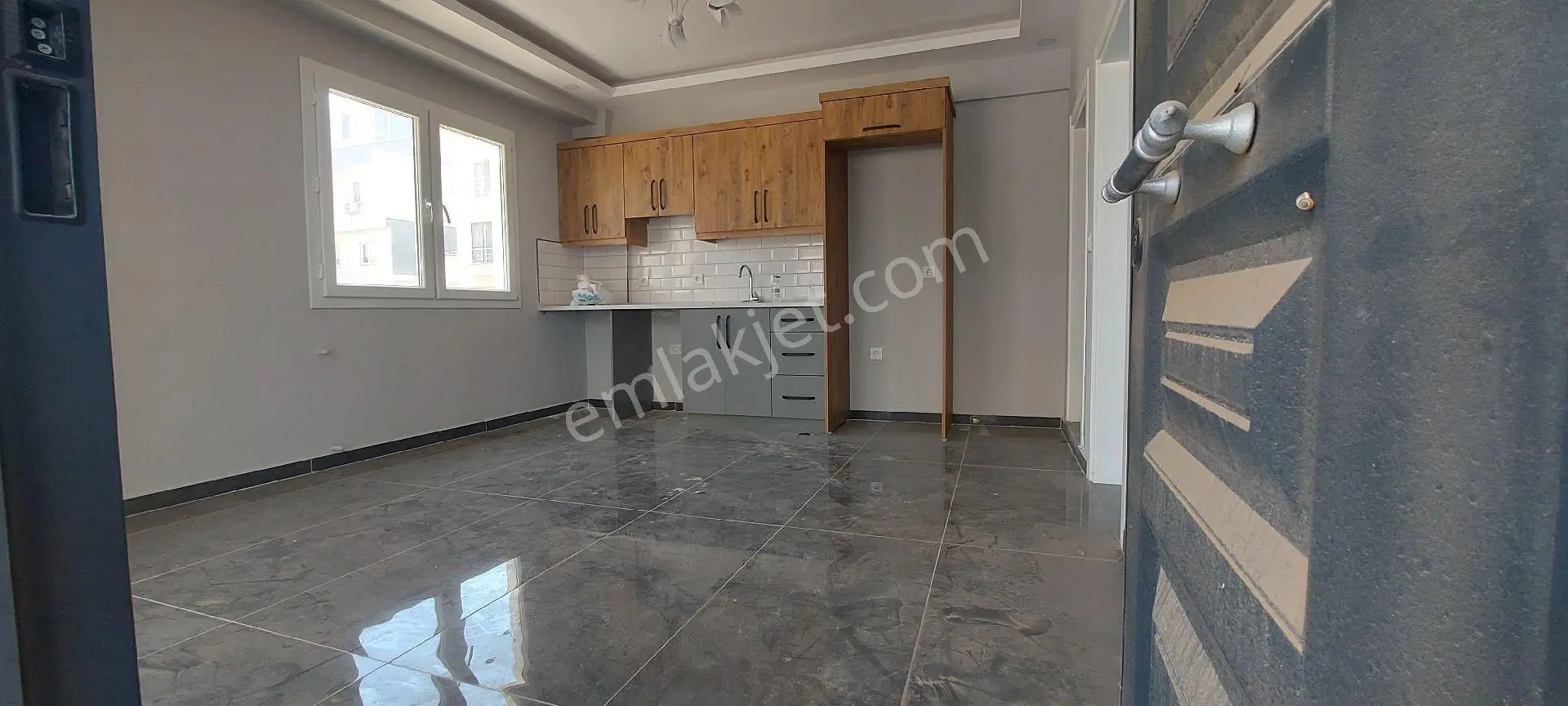 Didim Efeler Mahallesinde 1+1 Kiralık Daire - Görsel 4