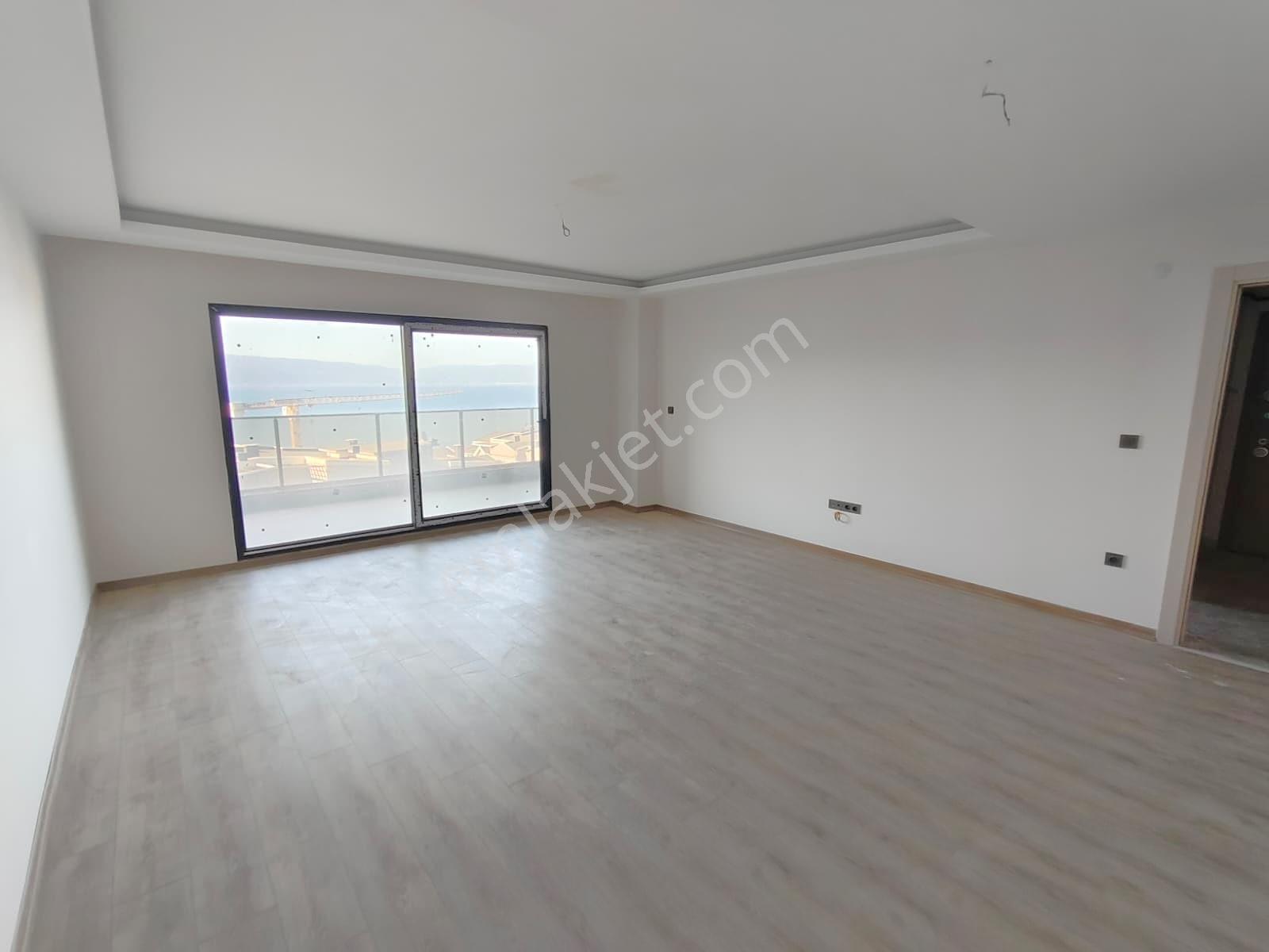 Güzelyalı Burgaz Mah Satılık 3+1 Deniz Manzaralı Sıfır Daire - Görsel 13