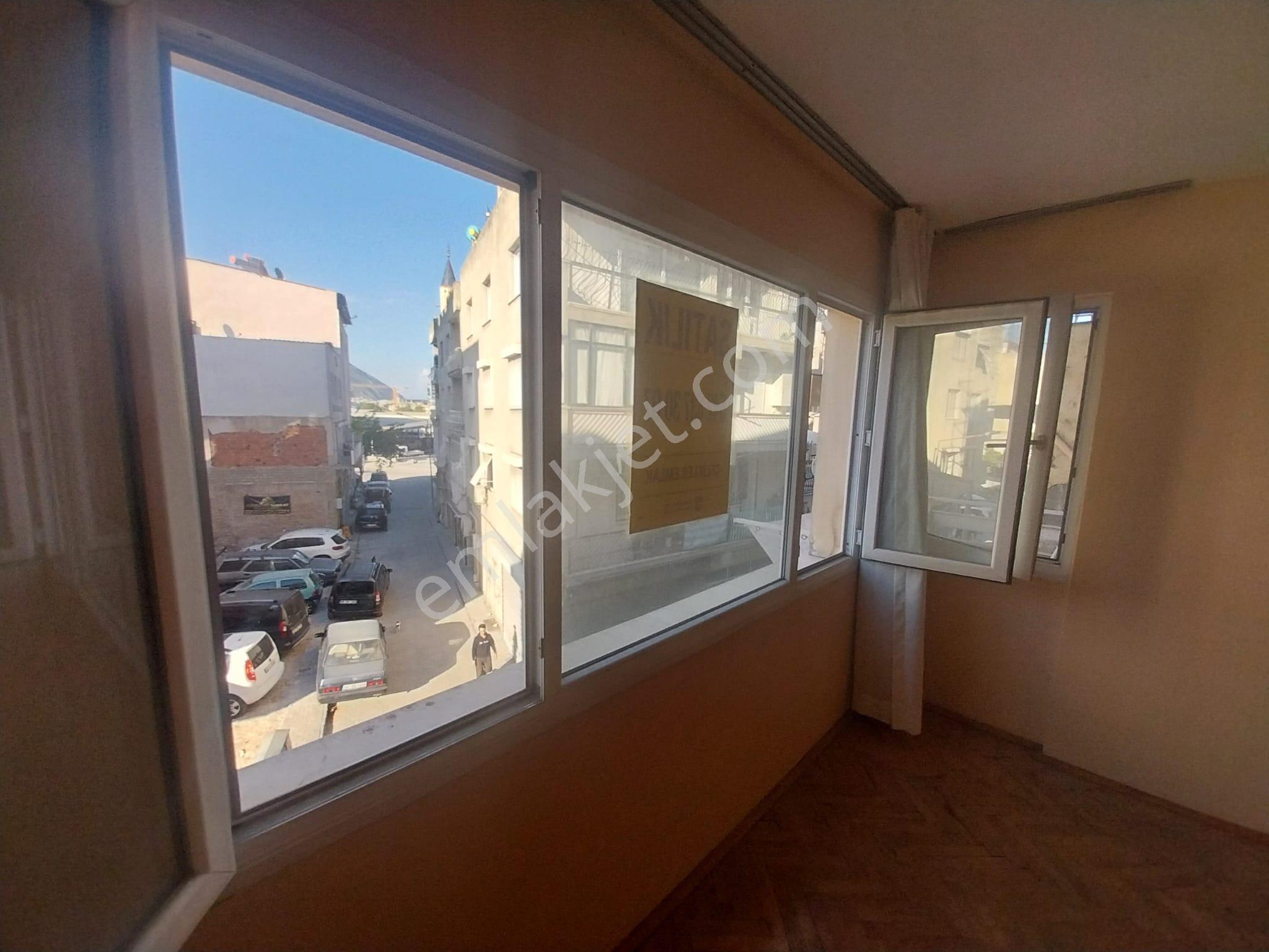 Çarşı Merkezde Kaçırılmayacak Fırsat 2+1 90m2 Arakat Acilsatılık - Görsel 14