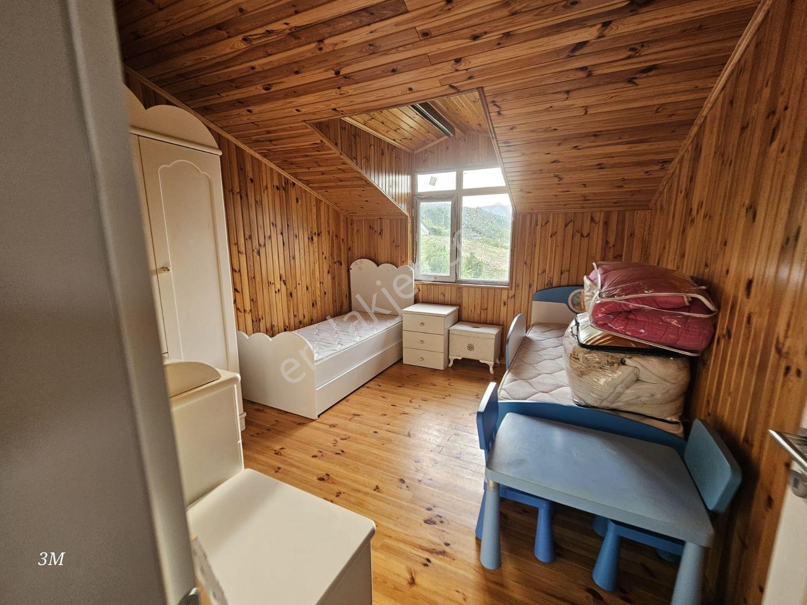 Sakarya Alifutpaşa 1805 M2 Bahçe İçinde 2 Katlı Müstakil Ev - Görsel 18