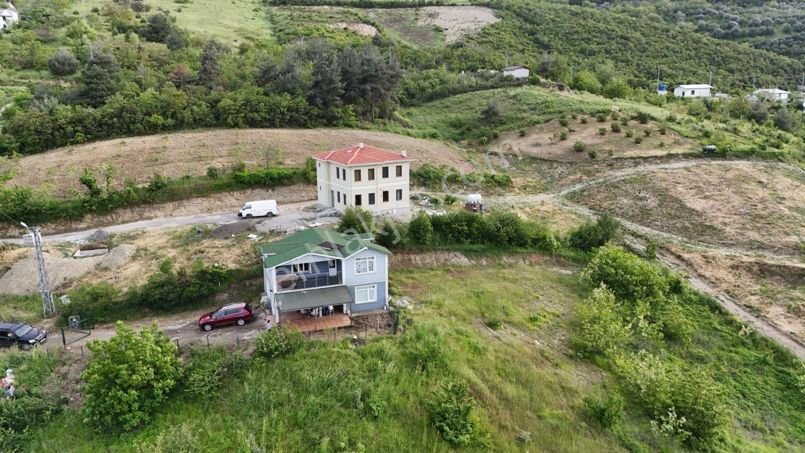 Sakarya Alifutpaşa 1805 M2 Bahçe İçinde 2 Katlı Müstakil Ev - Görsel 24
