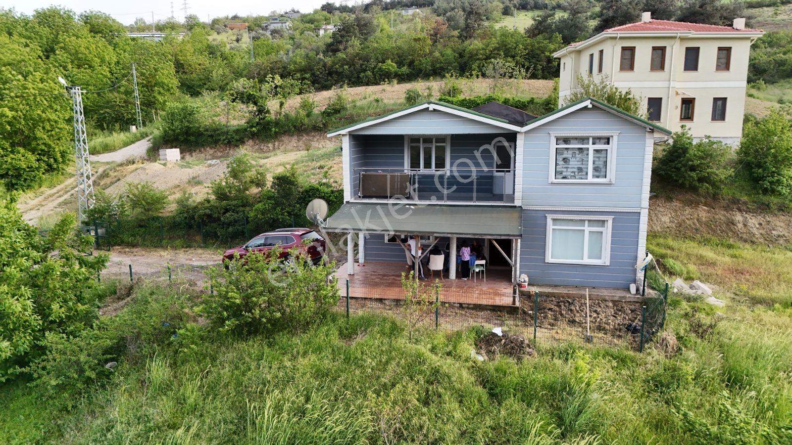 Sakarya Alifutpaşa 1805 M2 Bahçe İçinde 2 Katlı Müstakil Ev - Görsel 4
