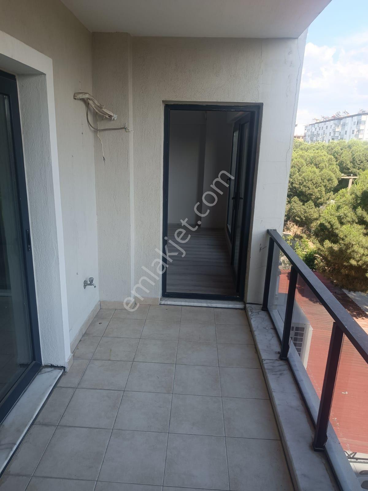 Kiralık 3+1 Geniş 200 M2 Daire - Görsel 3