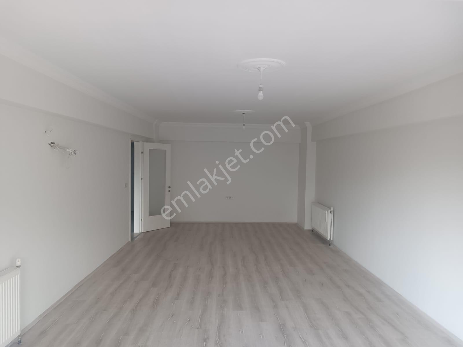 Kiralık 3+1 Geniş 200 M2 Daire - Görsel 7