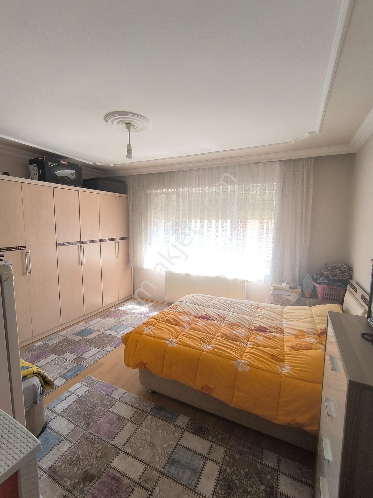 Kariyer'den İnegöl Merkez'de Arakat Satılık 2+1 Daire - 115 M² - Görsel 15