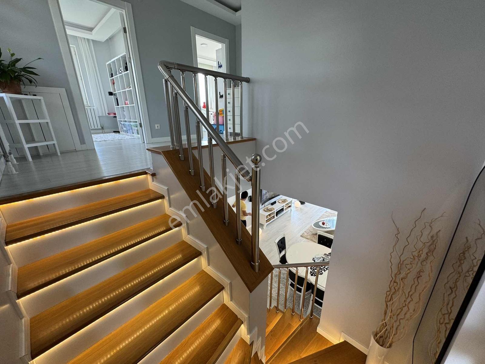 Remax Ten Deniz İstanbul Yakamoz Full Deniz Manzaralı 4+1 Villa - Görsel 11