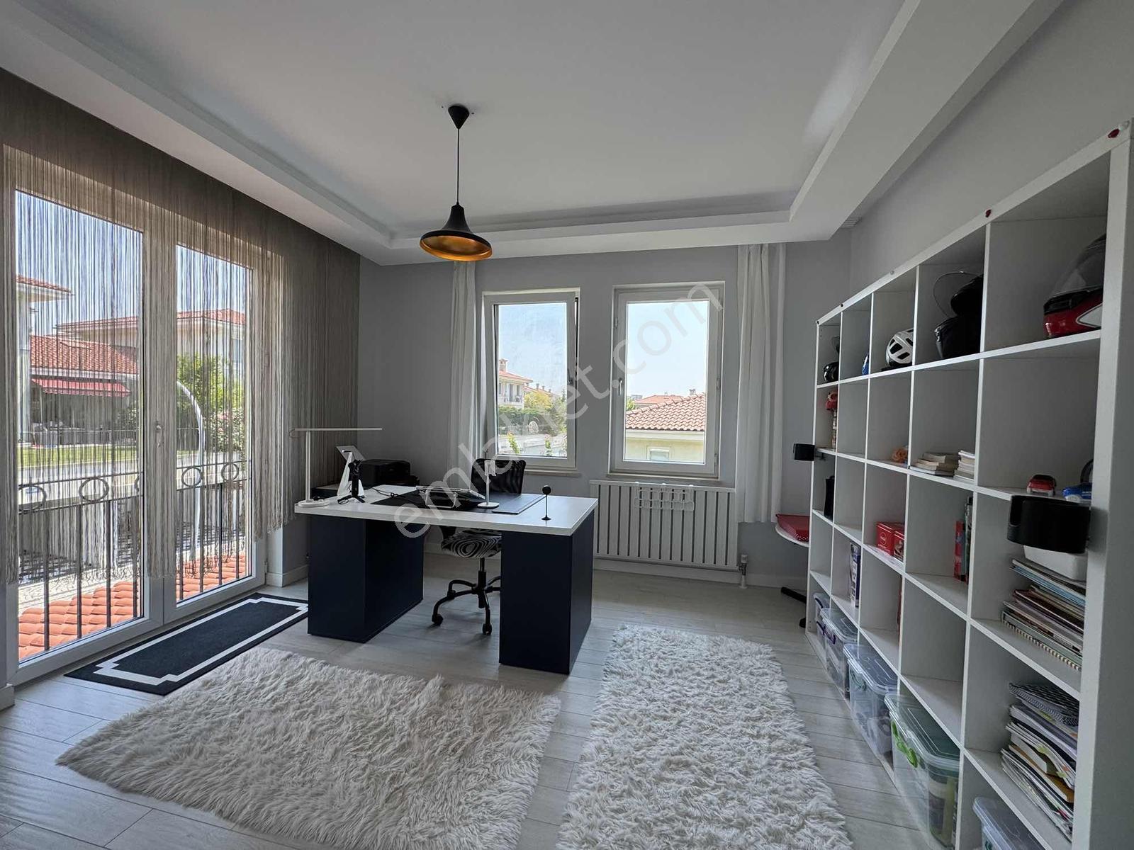 Remax Ten Deniz İstanbul Yakamoz Full Deniz Manzaralı 4+1 Villa - Görsel 28