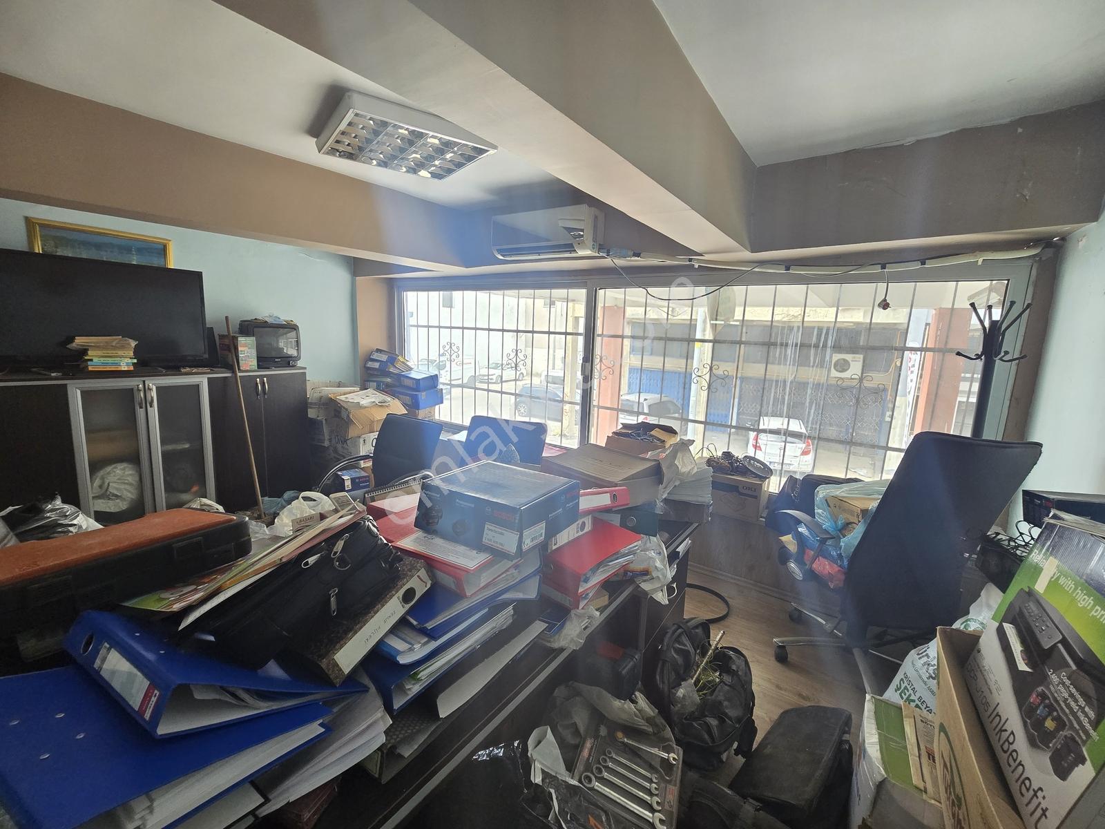 Alsancak Toptancılar Sitesinde Satılık Dükkan - Görsel 14