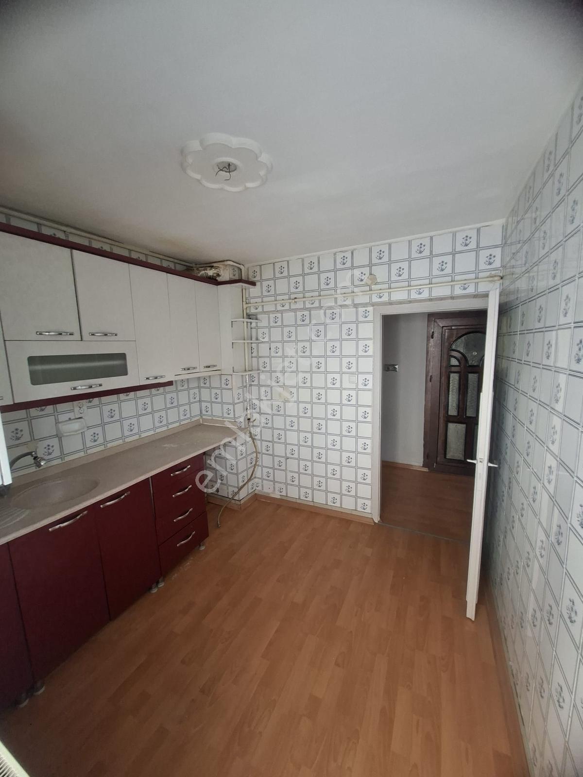 Etlik Mahallesinde 3+1 110m2 Kiralık - Görsel 17
