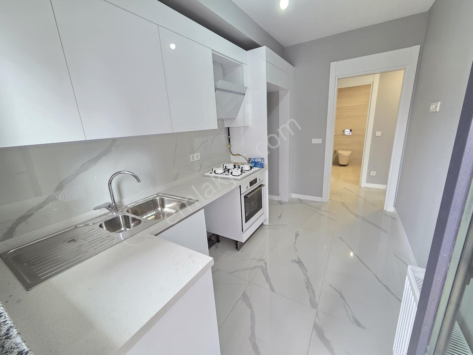 Poyraz'dan Bostancı'da Güvenlikli Site İçinde 2+1 Satılık Daire - Görsel 15
