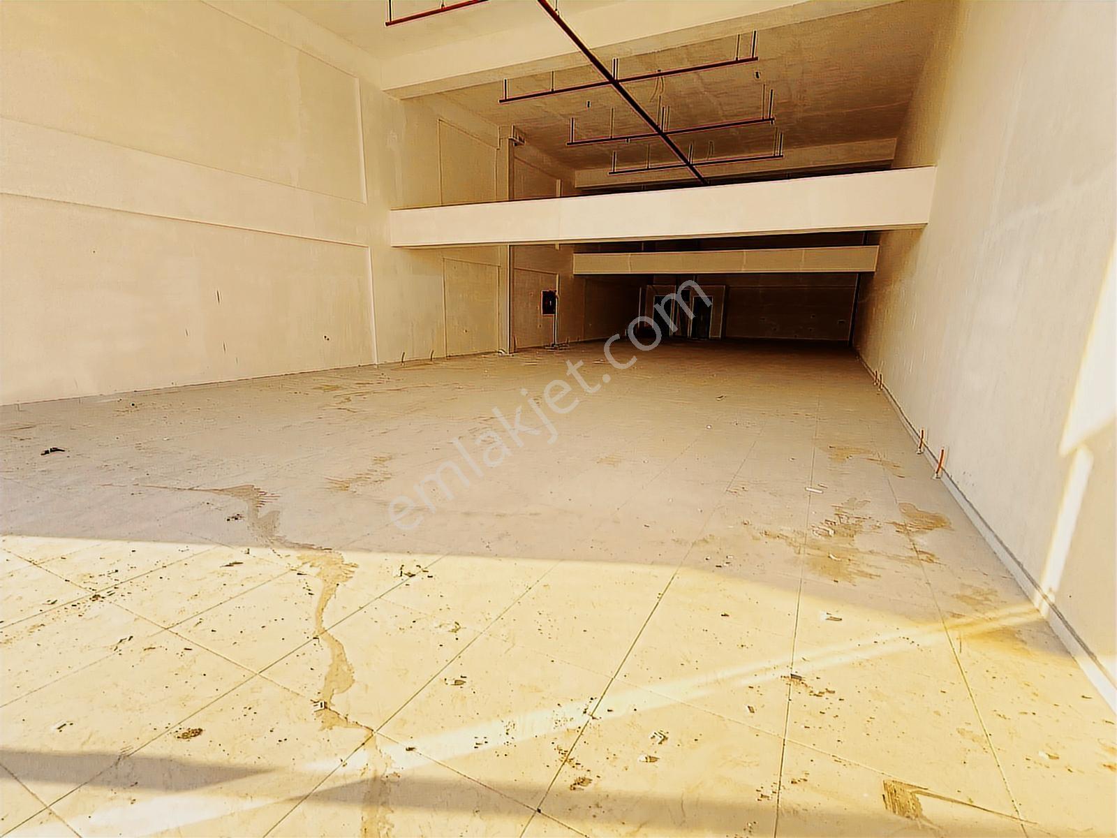 Etlik Caddesine Yüz Metre Mesafede 300 M2 Kiralık Dükkan - Görsel 5