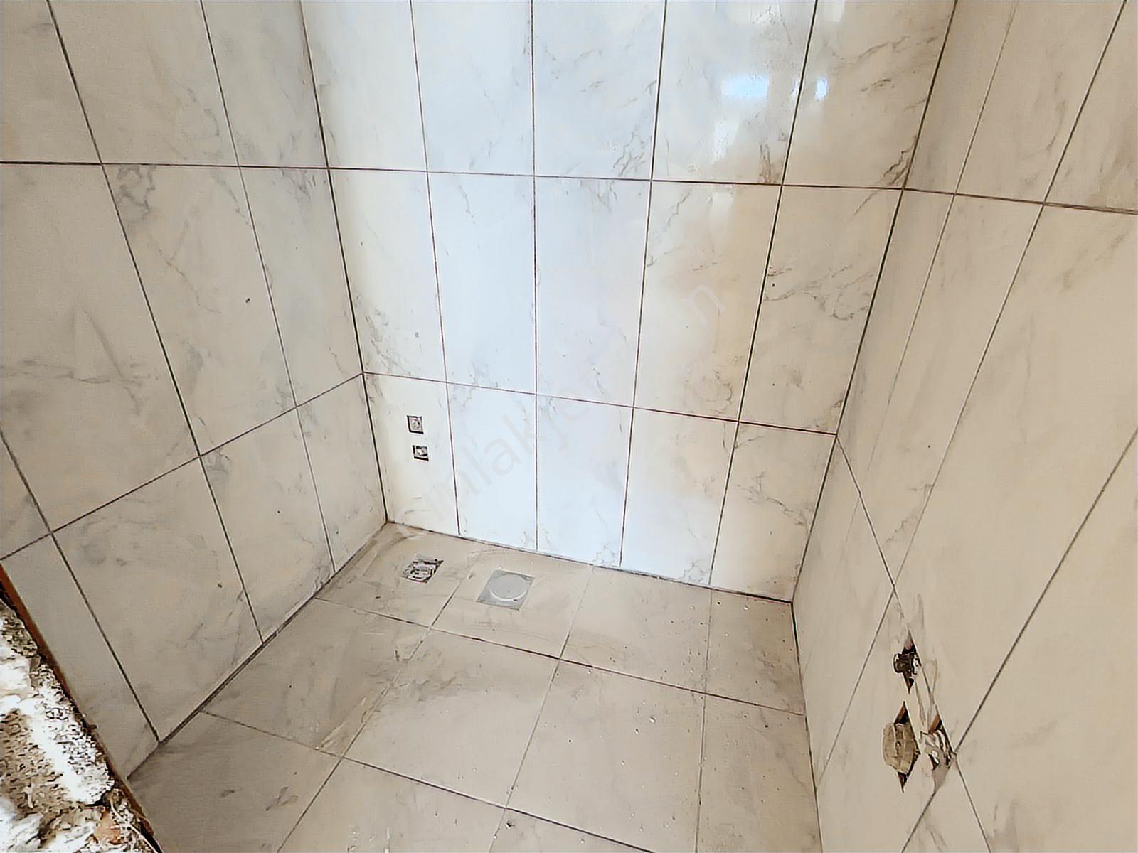 Etlik Caddesine Yüz Metre Mesafede 300 M2 Kiralık Dükkan - Görsel 4