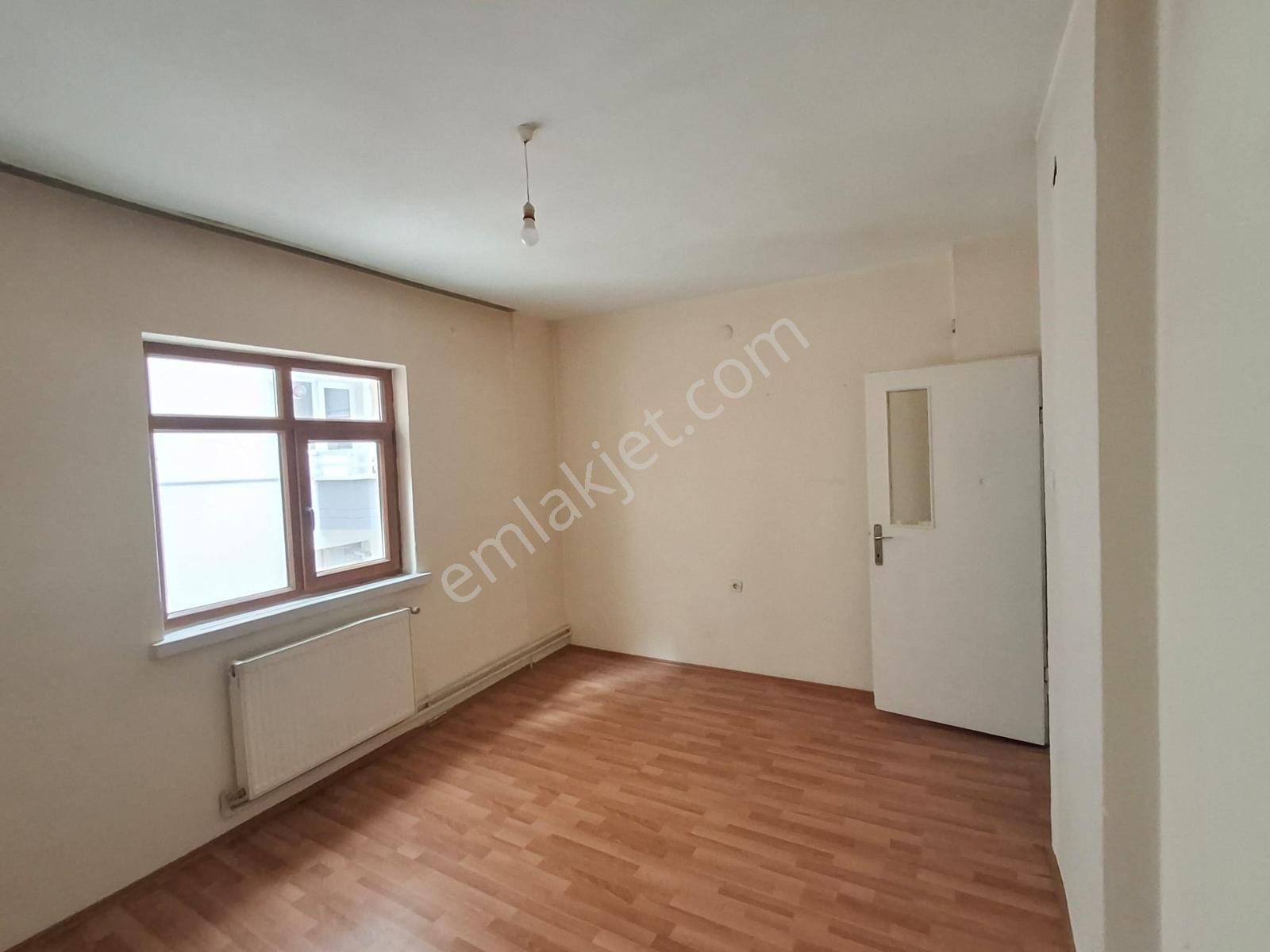 Cadde Üzeri Merkezi Bölgede 3+1 Kiralık Daire - Görsel 20