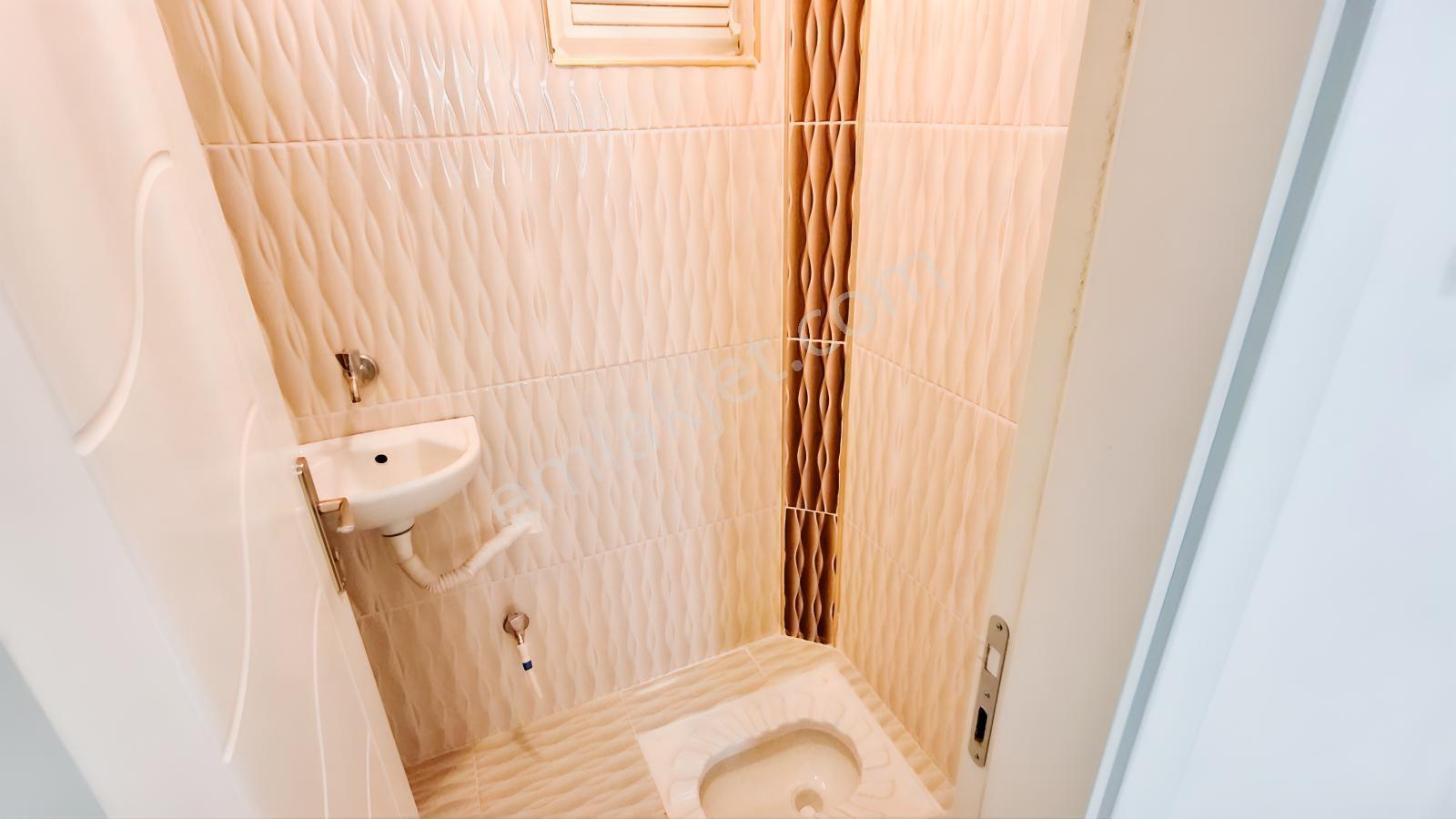Ardeşen Sokak 19 Mayıs Mahallesinde 3+1 Kiralık Daire - Görsel 23