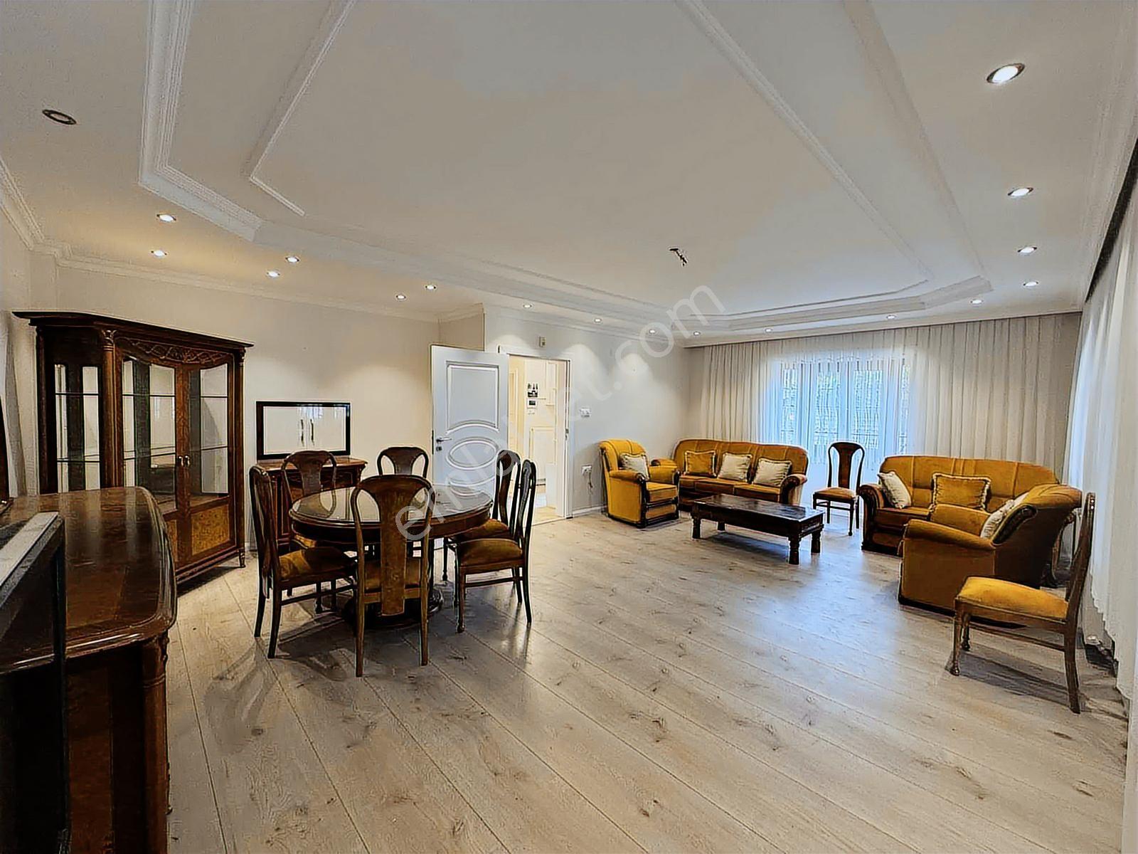 Remax Hedeften Büyükçekme Albatrosta Müstakil Villa 450m2 Arsalı - Görsel 13