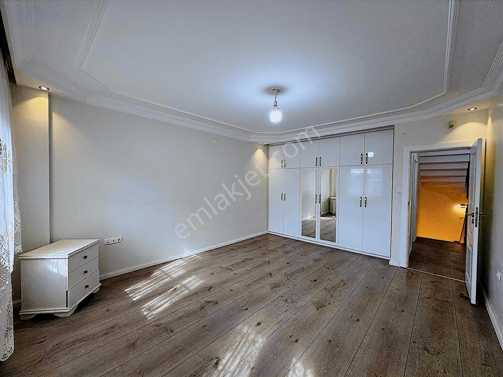 Remax Hedeften Büyükçekme Albatrosta Müstakil Villa 450m2 Arsalı - Görsel 25