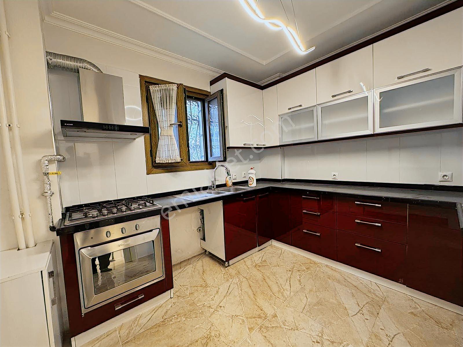 Remax Hedeften Büyükçekme Albatrosta Müstakil Villa 450m2 Arsalı - Görsel 8