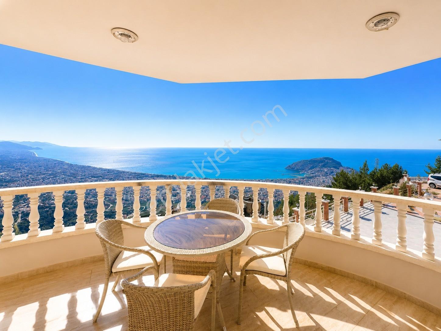 Alanya Bektaş 3+1 150m2 Eşyalı,alanya Kale Deniz Şehir Manzaralı