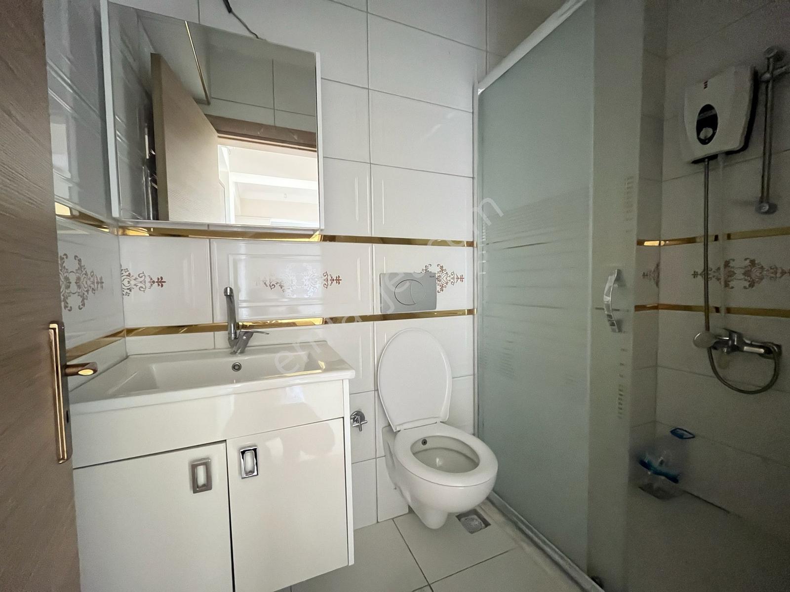 Arslan İnşaat Havuzlu Sitede Önü Açık Cam Balkonlu 2+1 - Görsel 36