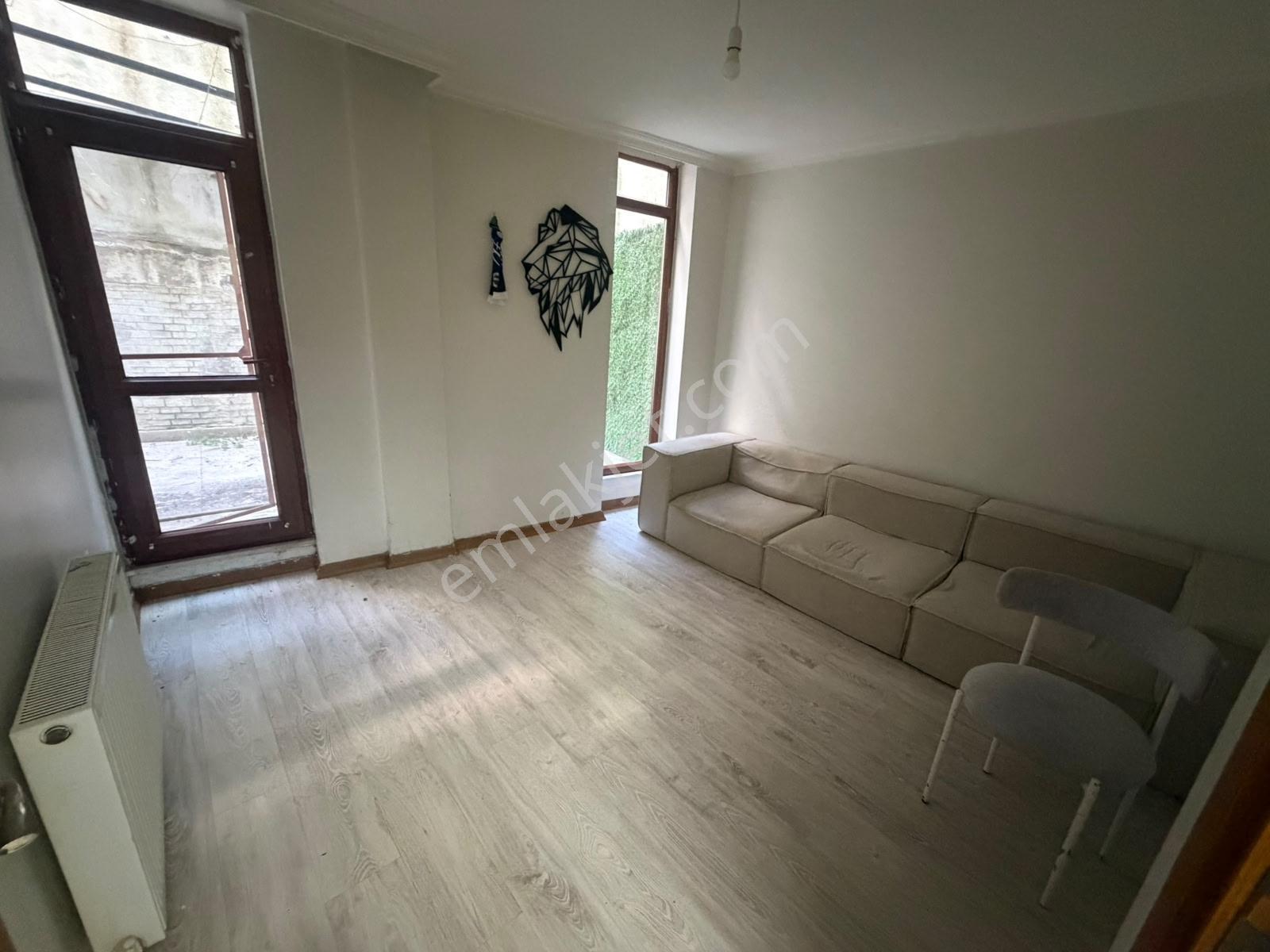 Şeref Emlak Satılık Bahçeli Bahçekatı Daire 3,850,000 Tl - Görsel 28