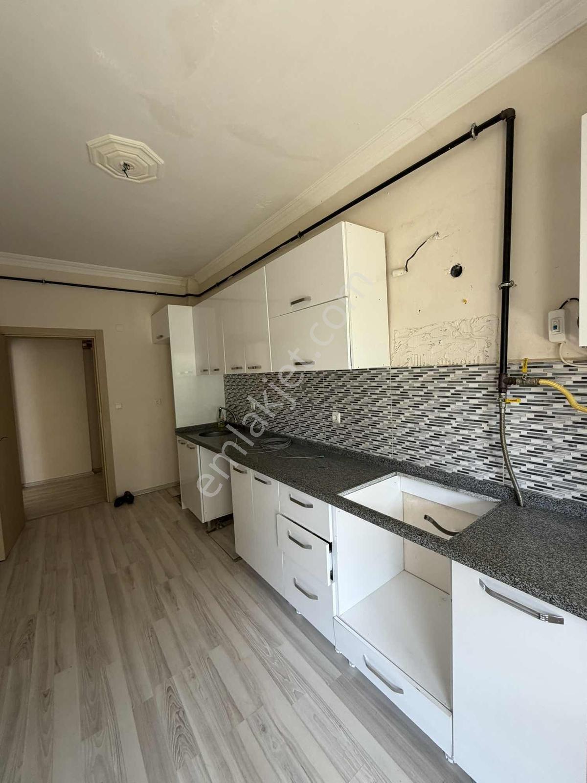 İlçe Merkezinde Kiralık 2+1 Ayrı Mutfaklı Fırsat Daire (86m2) - Görsel 8