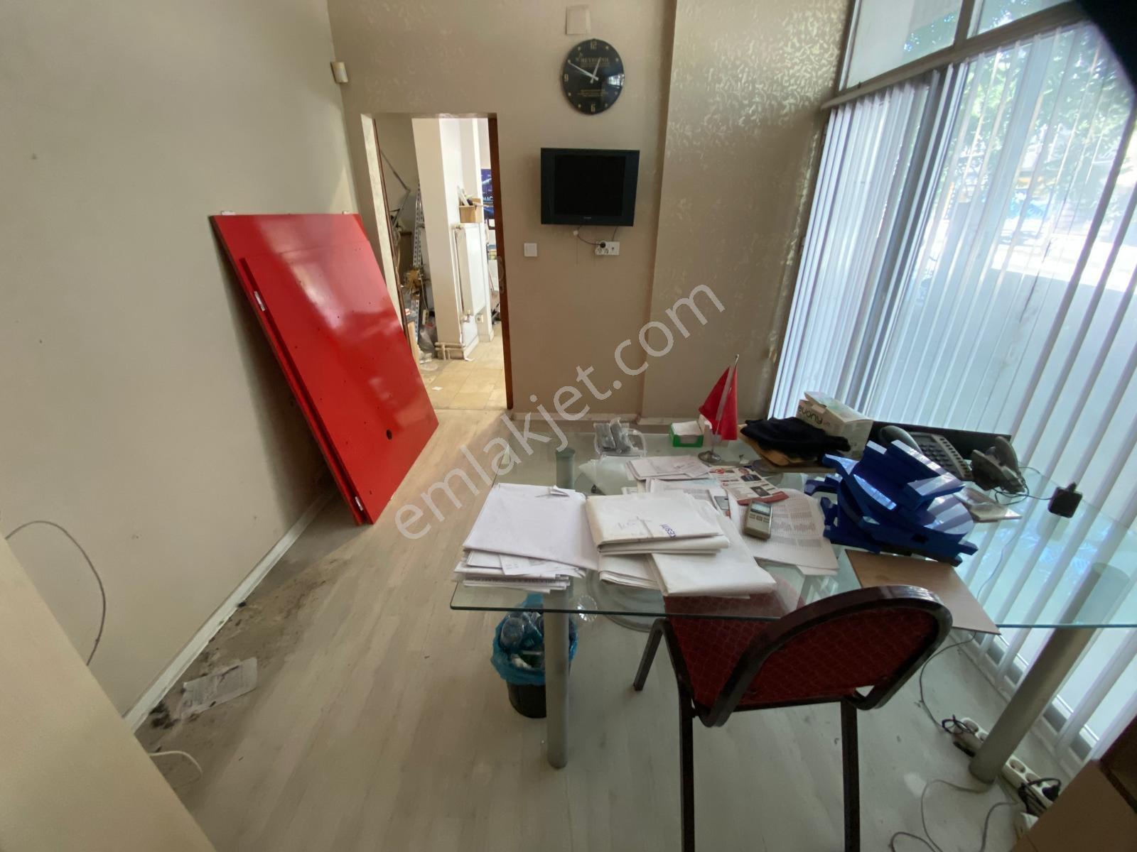 Başokur'dan Cadde Üstü Tabela Değeri Yüksek Dükkan - Görsel 5