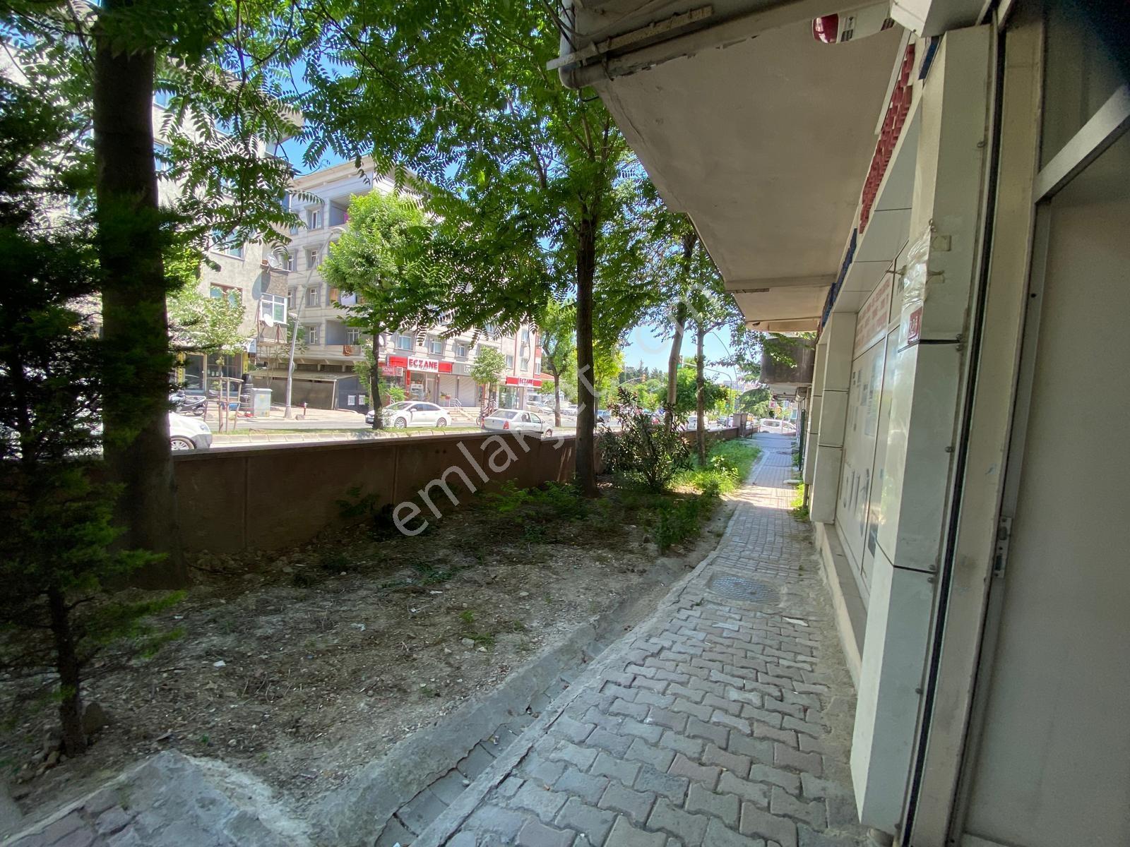 Başokur'dan Cadde Üstü Tabela Değeri Yüksek Dükkan - Görsel 10