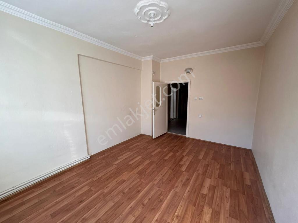 Kirişçi Mah. Çarşı İçi 3+1 İçi Yapılı Satılık Daire - Görsel 15