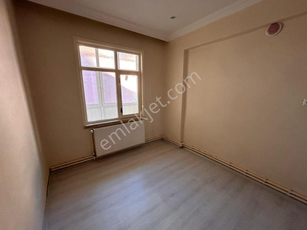 Kirişçi Mah. Çarşı İçi 3+1 İçi Yapılı Satılık Daire - Görsel 16