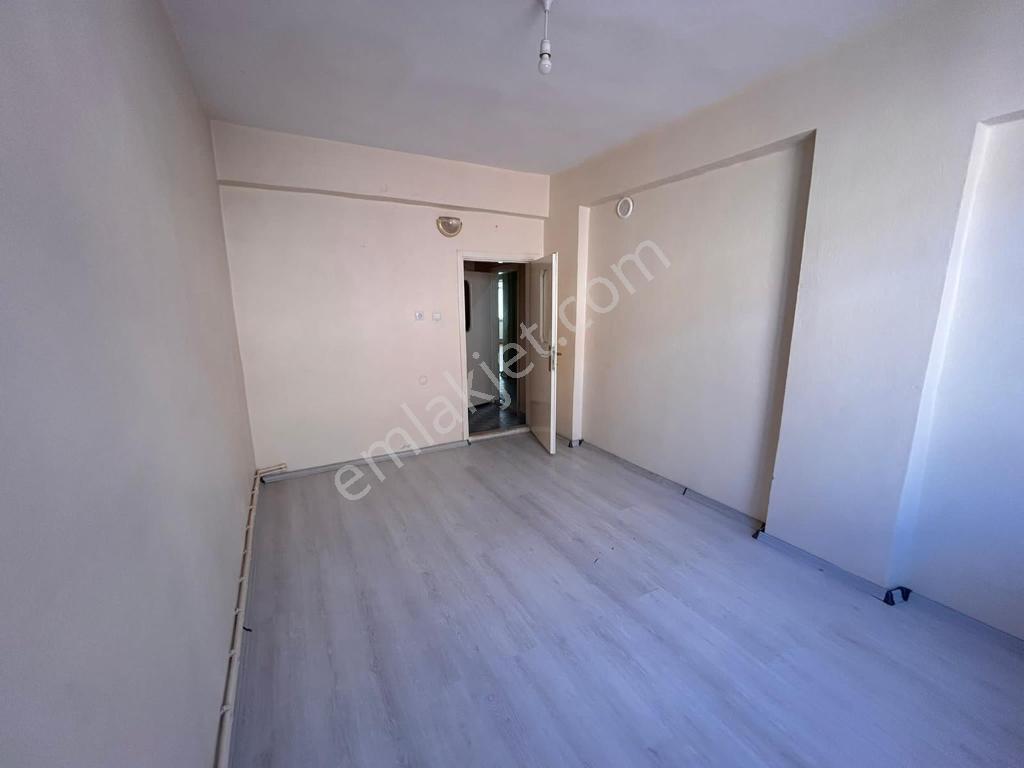 Kirişçi Mah. Çarşı İçi 3+1 İçi Yapılı Satılık Daire - Görsel 13