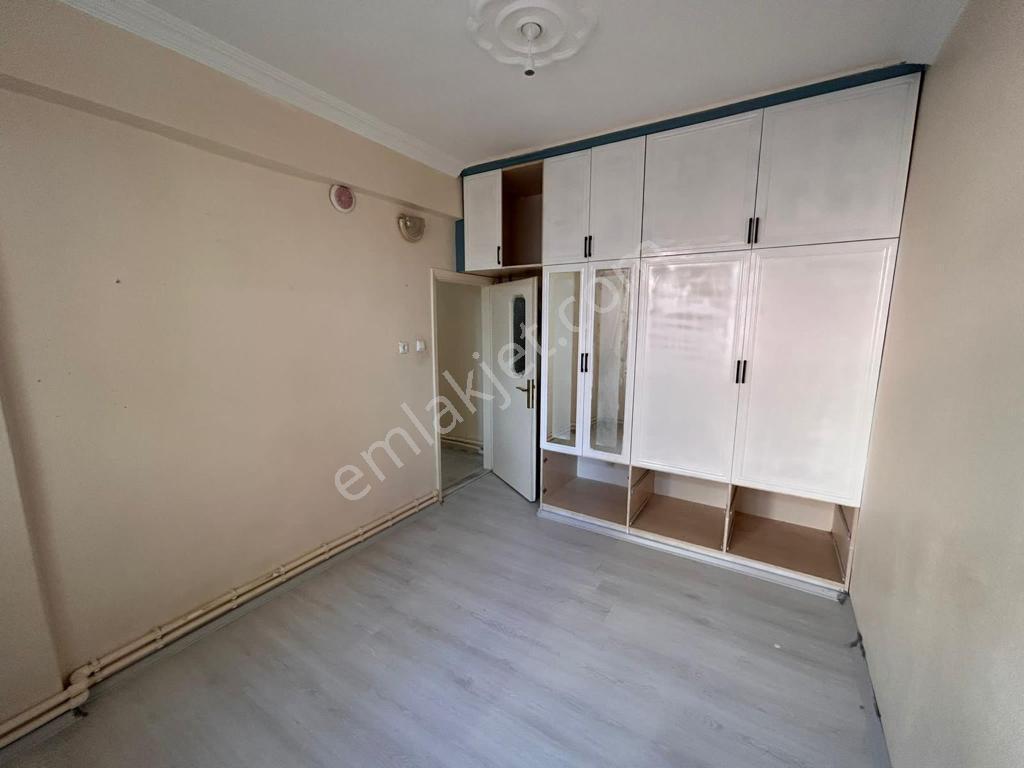 Kirişçi Mah. Çarşı İçi 3+1 İçi Yapılı Satılık Daire - Görsel 7