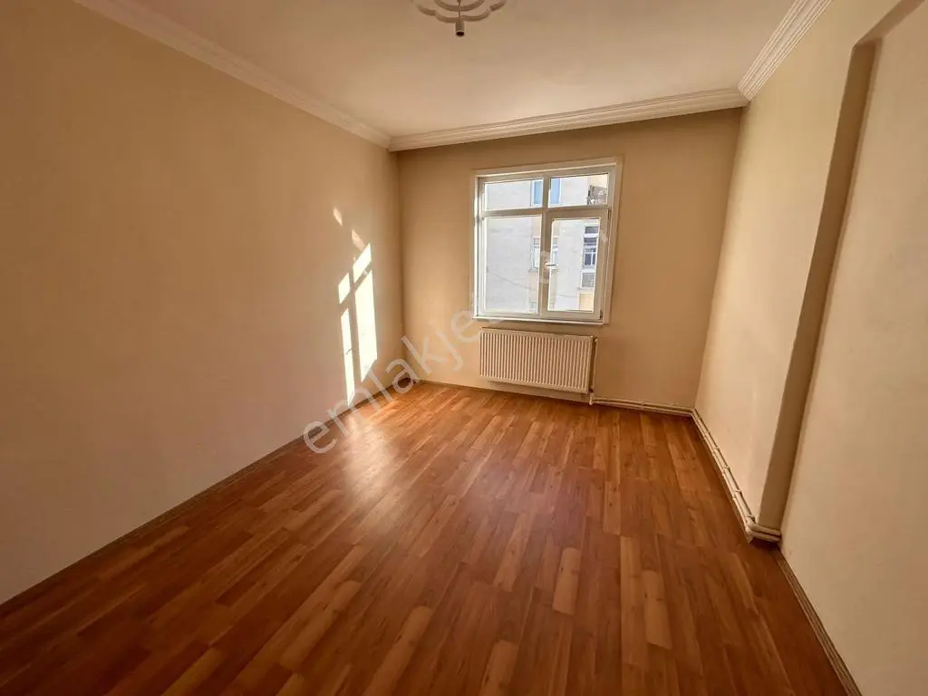 Kirişçi Mah. Çarşı İçi 3+1 İçi Yapılı Satılık Daire - Görsel 2