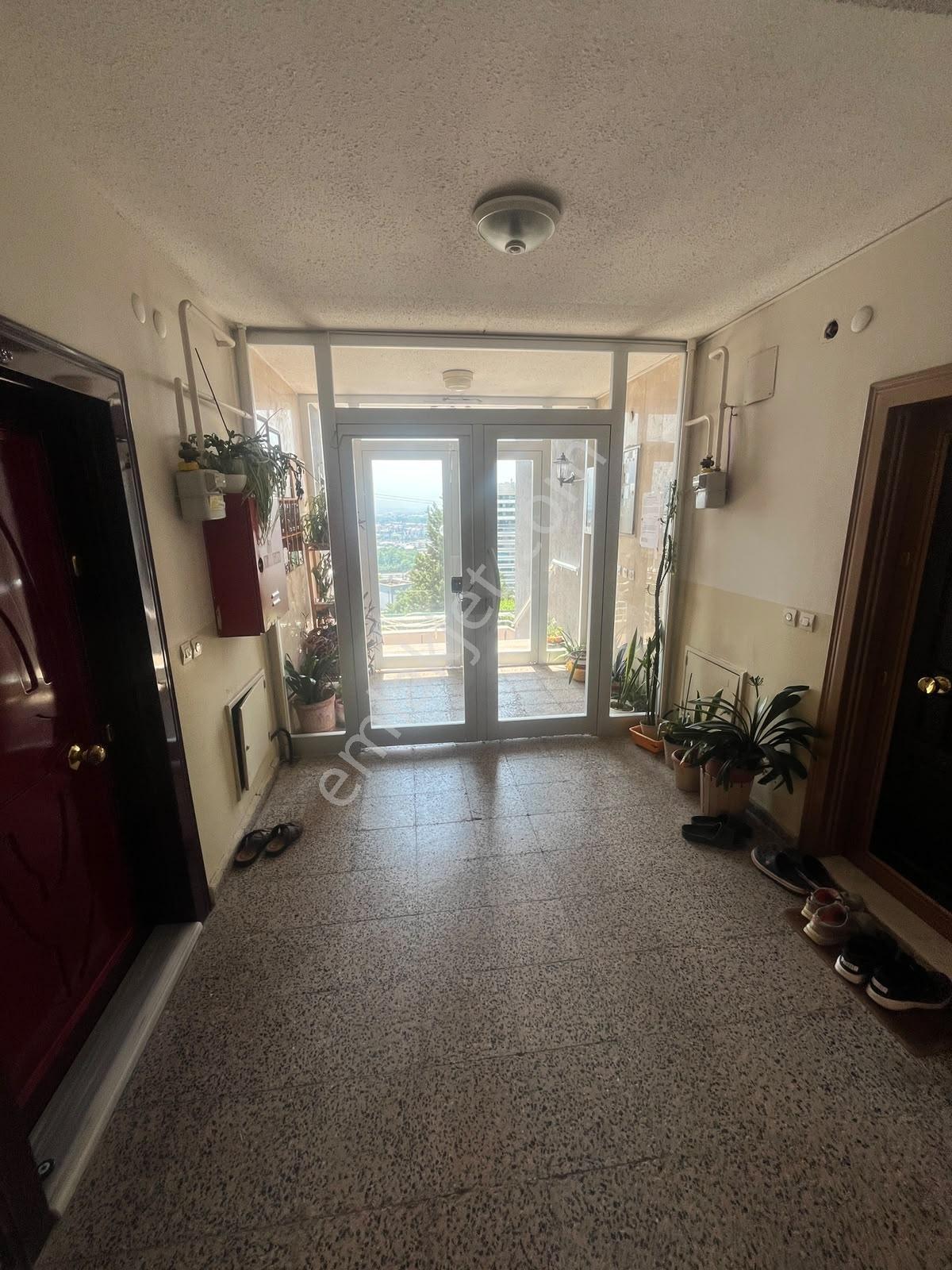 Yuvam Akarca Konutlarında Boyalı Temiz Kiralık 3+1 Daire - Görsel 32
