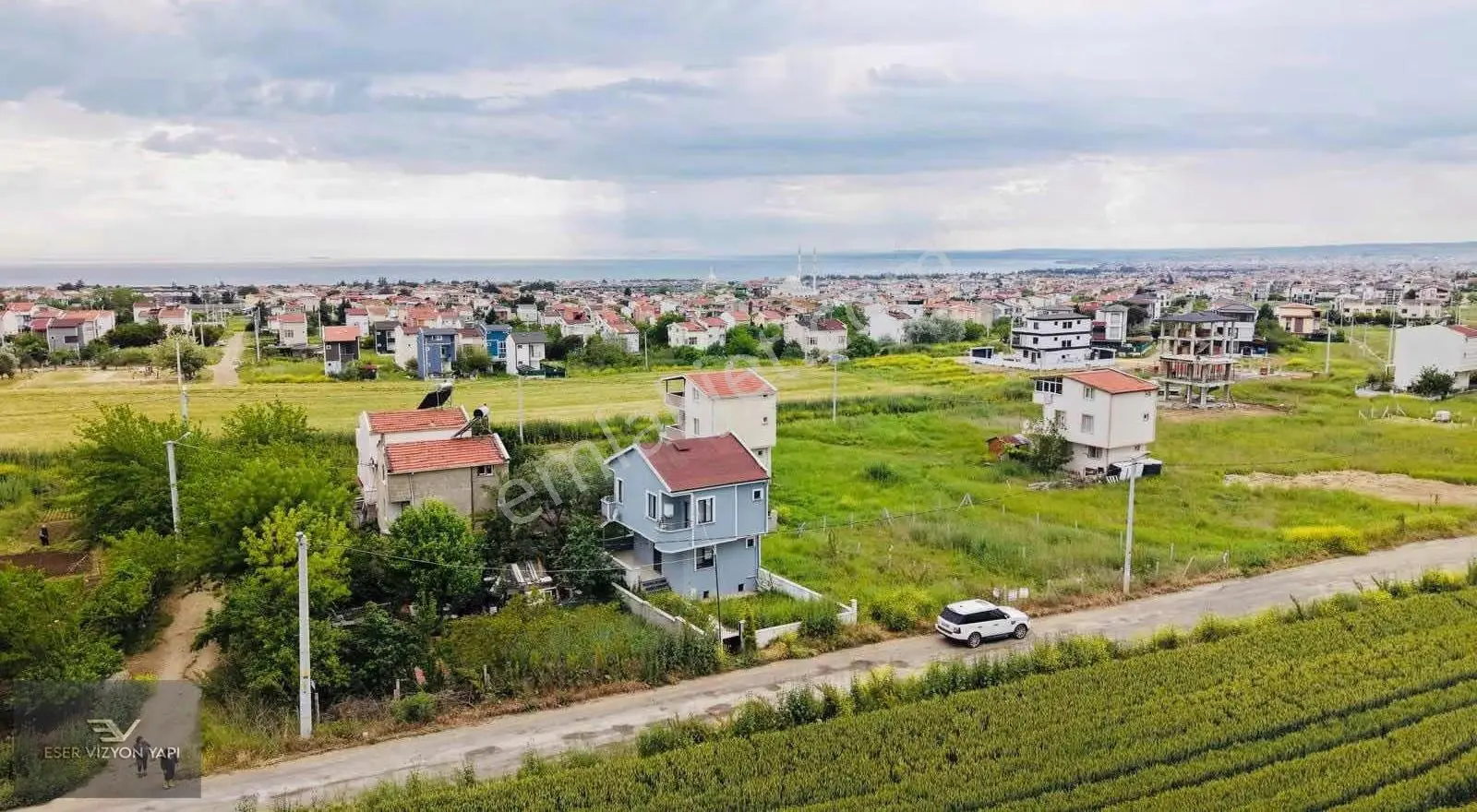 #eser Vizyon# Büyük Bahçeli Marketlere Yakın Merkezi Konum Villa - Görsel 2