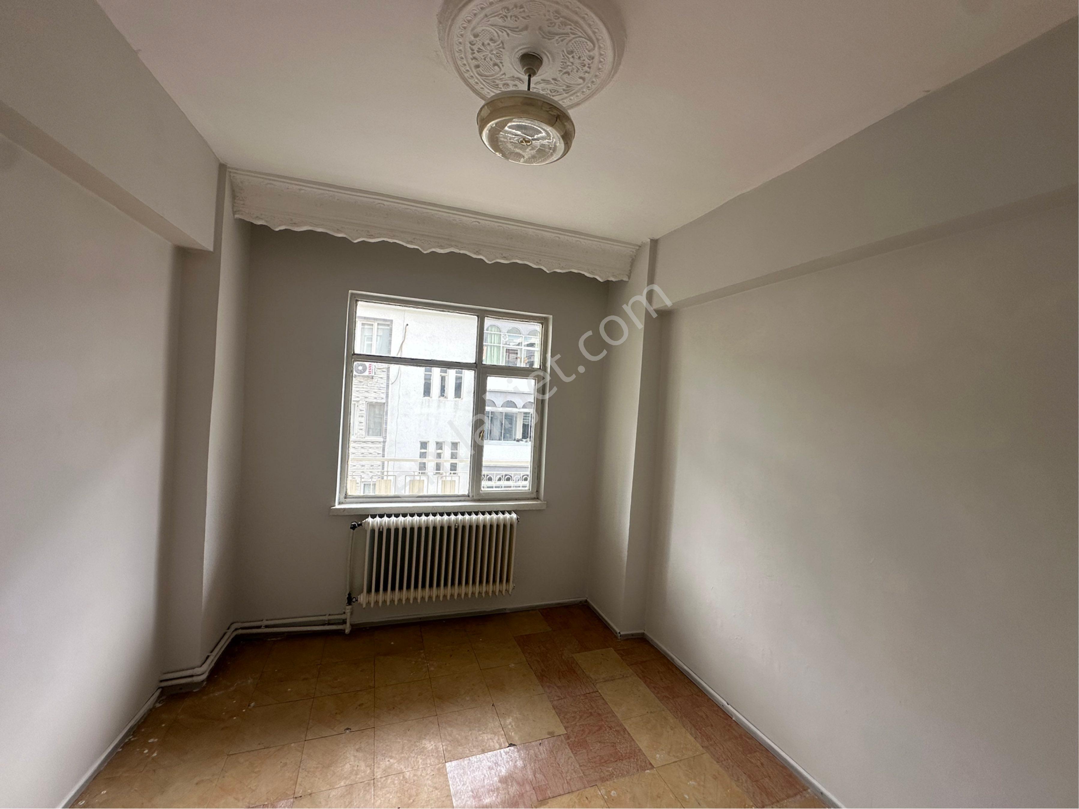 Kernek Mahallesi İpek Caddesinde 4+1 Asansörlü Kiralık Daire - Görsel 14